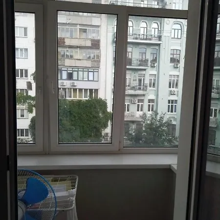 Однокомнатная Шота Руставели Apartment Kyiv Exterior photo